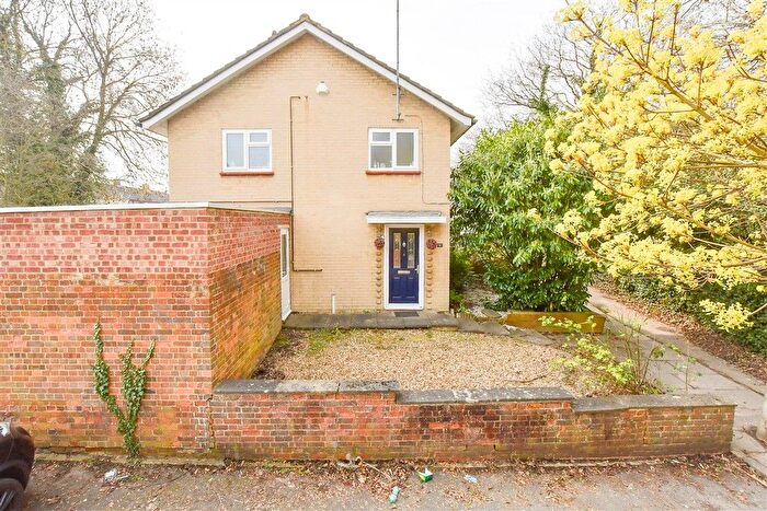 2 Bedroom End Terrace House For Sale In Early Commons, Crawley, West Sussex, RH10