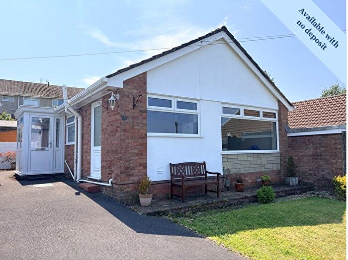 2 Bedroom Bungalow To Rent In Dunvant, Maes Yr Efail, SA2