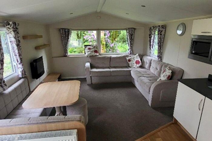 2 Bedroom Caravan For Sale In Two Bed Willerby Seasons (), Kippford Bay Caravan Park, Kippford, Dalbeattie, Dumfries And Galloway, DG5