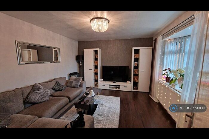 3 Bedroom Terraced House To Rent In Braemar Way, Nuneaton, CV10