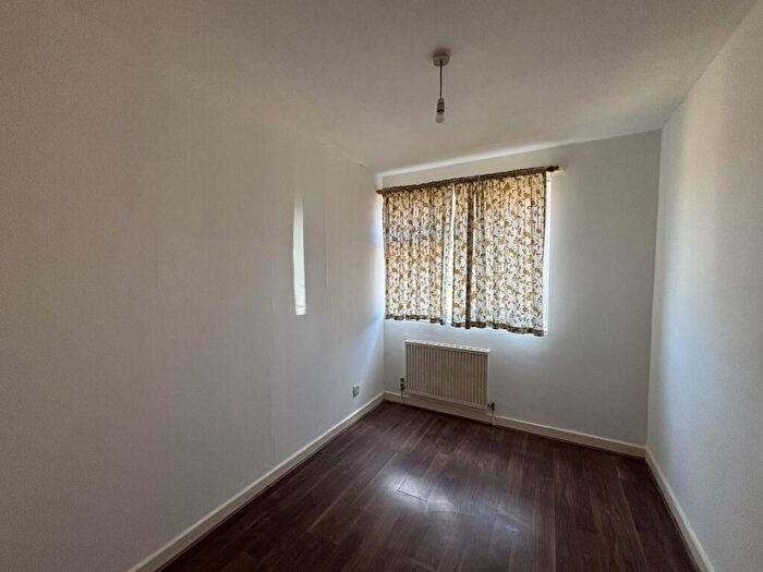 2 Bedroom Apartment To Rent In North Ninth Street, Milton Keynes, MK9