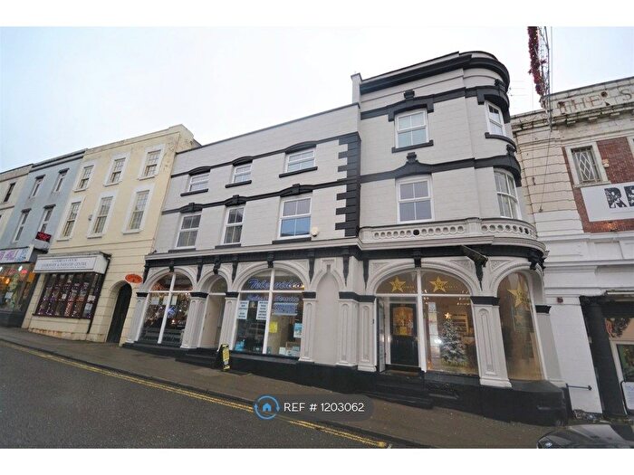 2 Bedroom Flat To Rent In Stourbridge, Stourbridge, DY8