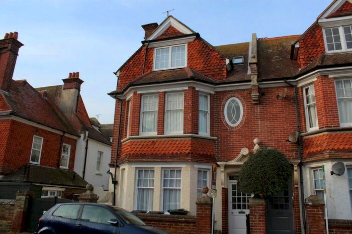 2 Bedroom Flat To Rent In Derwent Road, Eastbourne, BN20