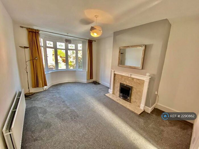 2 Bedroom Flat To Rent In Highcliffe Gardens, Gateshead, NE8