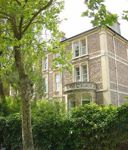 4 Bedroom Flat To Rent In Beaufort Road First –, BS8