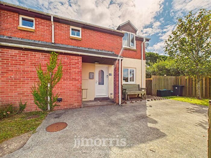 2 Bedroom Semi-Detached House For Sale In Bro Stinian, Scleddau, Fishguard, SA65