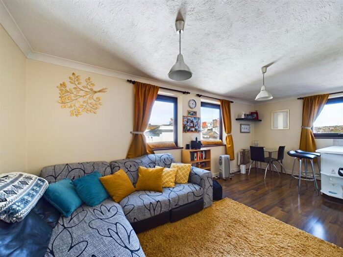 2 Bedroom Flat To Rent In Church Street, Brighton, BN1