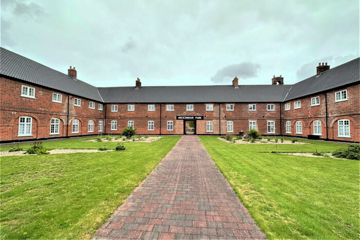 1 Bedroom Flat For Sale In Heckingham Park Drive, Hales, NR14