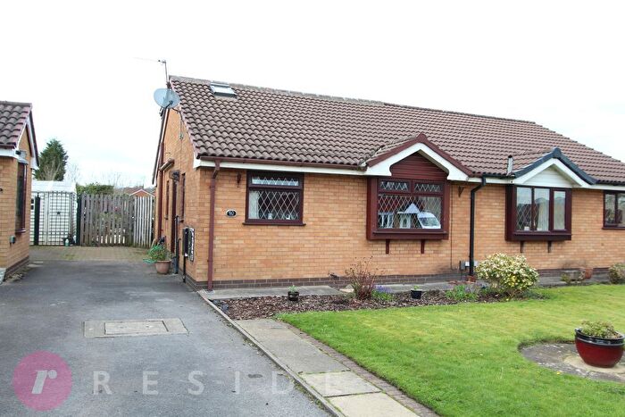 3 Bedroom Semi Detached Bungalow For Sale In Hillcroft, Bardsley, Oldham, OL8