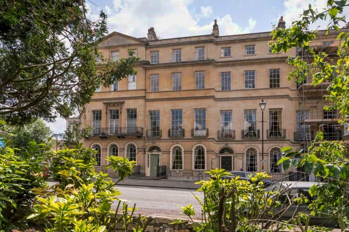 2 Bedroom Apartment To Rent In Sydney Place, BA2