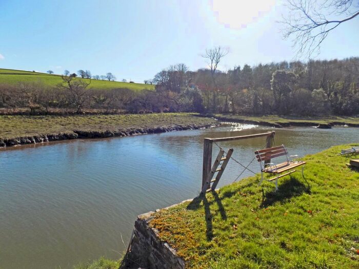 3 Bedroom Semi-Detached Bungalow For Sale In Tresillian, Truro, TR2