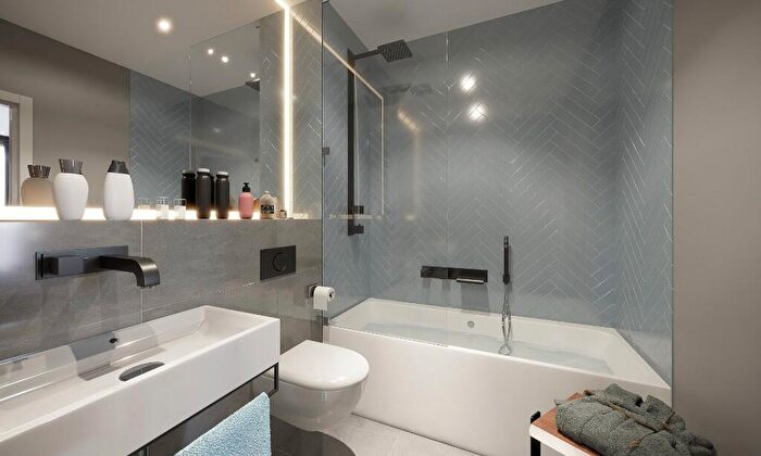 2 Bedroom Apartment For Sale In The Gateway, Liverpool Business District, L3