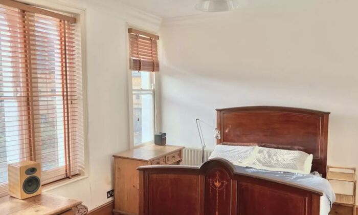 2 Bedroom House To Rent In Medway Road, London, E3