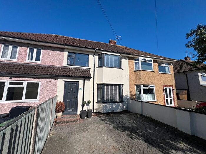 3 Bedroom Property To Rent In Smithcourt Drive, Bristol, BS34