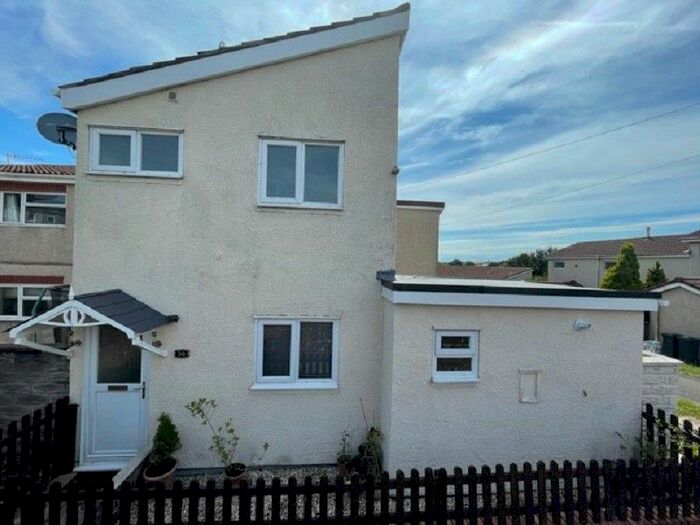 3 Bedroom Property To Rent In Southall Avenue, Neath, Neath Port Talbot., SA10