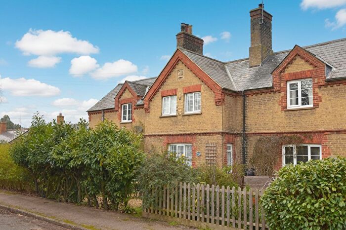 4 Bedroom Cottage For Sale In Station Road, Tempsford, SG19