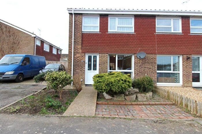 3 Bedroom Semi-Detached House To Rent In The Hawthorns, Burgess Hill, RH15