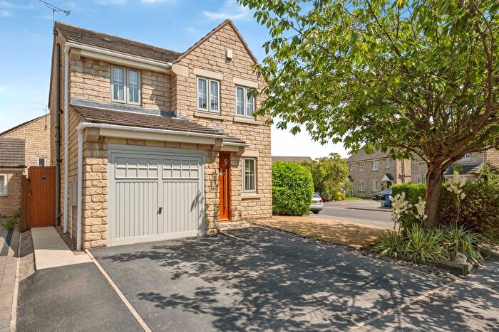 3 Bedroom Detached House For Sale In Elm Close, Rossington, Doncaster, DN11