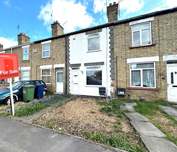 3 Bedroom Terraced House For Sale In Elwyn Road, March, Cambs., PE15