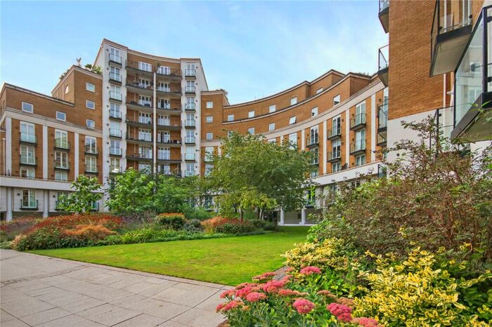 3 Bedroom Flat To Rent In Alberts Court, Palgrave Gardens, London, NW1