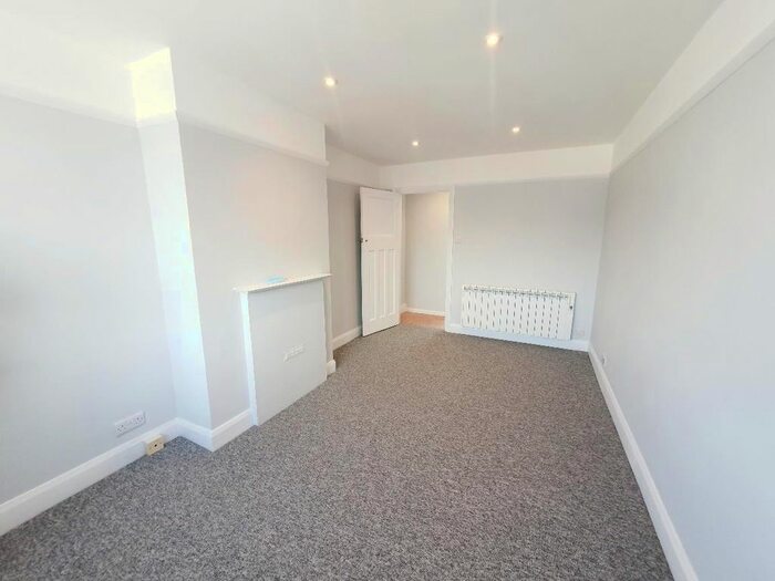 2 Bedroom Flat To Rent In Aldwick Road, Aldwick, Bognor Regis PO21