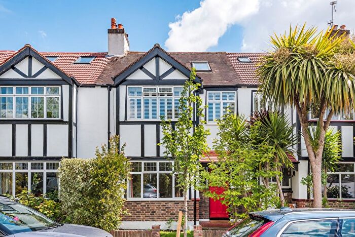 4 Bedroom Detached House To Rent In Merton Hall Gardens, Wimbledon Chase, London, SW20