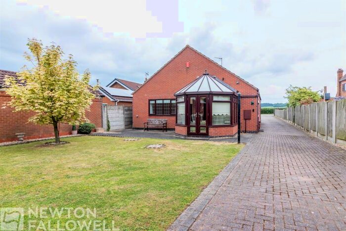 2 Bedroom Detached Bungalow For Sale In Retford Road, Walesby, Newark, NG22