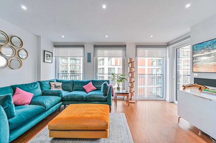 2 Bedroom Flat For Sale In Imperial Building, Woolwich Riverside, London, SE18