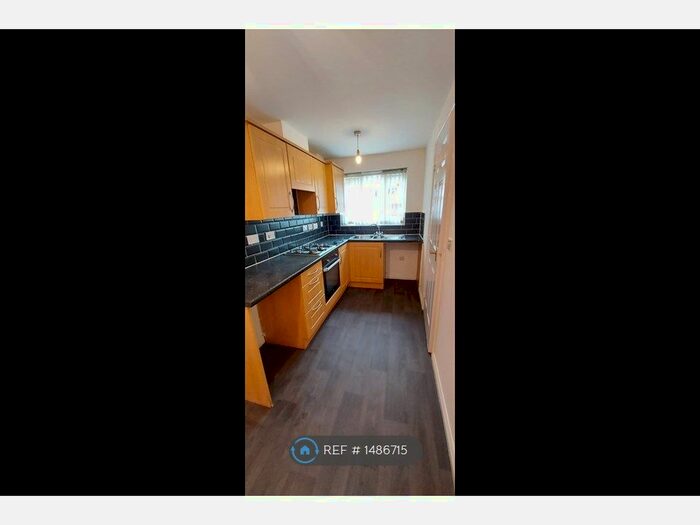 2 Bedroom Terraced House To Rent In Charlestown Road, Manchester, M9