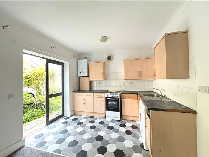 2 Bedroom Flat To Rent In Petal Court, A St Martins Avenue, Upton Park, Du, Uk, E6