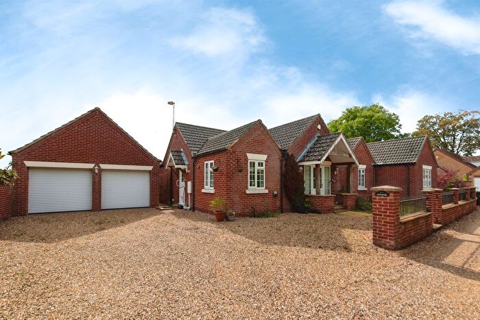 4 Bedroom Detached Bungalow For Sale In Rauceby Drove, South Rauceby, Sleaford, NG34