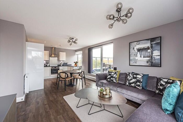 2 Bedroom Flat To Rent In Hall Place, Paddington, London, W2