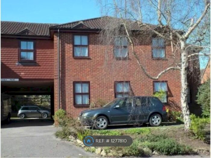 1 Bedroom Flat To Rent In Drynham Road, Trowbridge, BA14