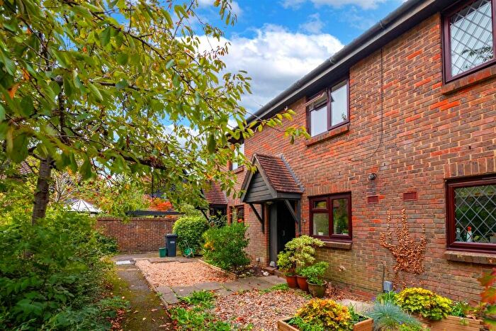 2 Bedroom Terraced House For Sale In Hayfields, Horley, Surrey, RH6