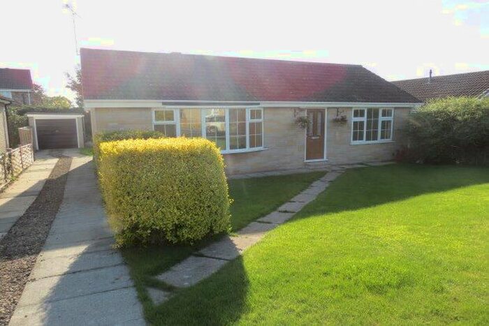 3 Bedroom Detached Bungalow To Rent In Swainsea Drive, Pickering, YO18