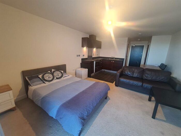 1 Bedroom Flat To Rent In Sherborne Street, Ladywood, Birmingham, B16