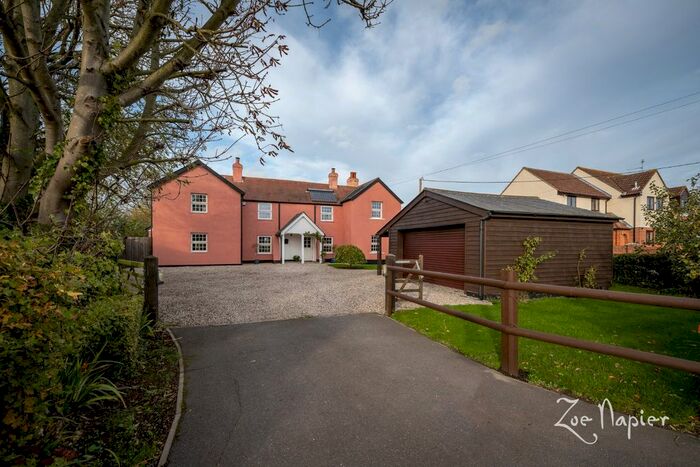 5 Bedroom Detached House For Sale In Willow Cottages, Lodge Road, Bicknacre, Chelmsford, CM3