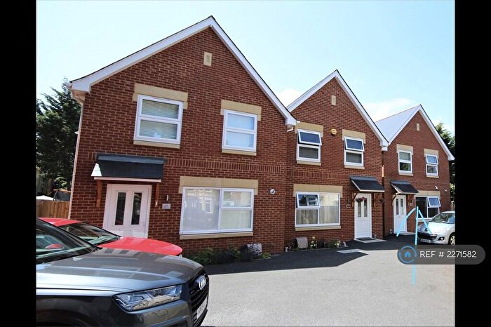 3 Bedroom Detached House To Rent In Walpole Road, Bournemouth, BH1