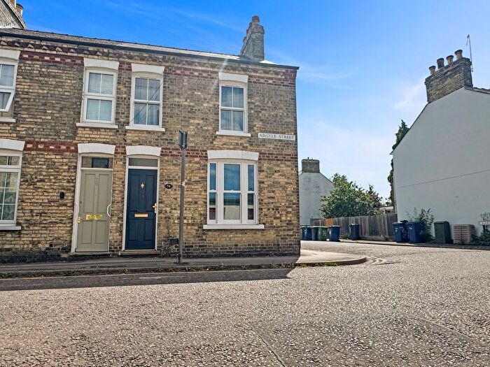 3 Bedroom End Of Terrace House To Rent In Argyle Street, Cambridge, CB1
