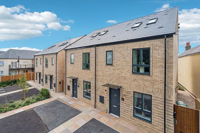 4 Bedroom Semi-Detached House For Sale In Victoria Close, Rickmansworth, WD3