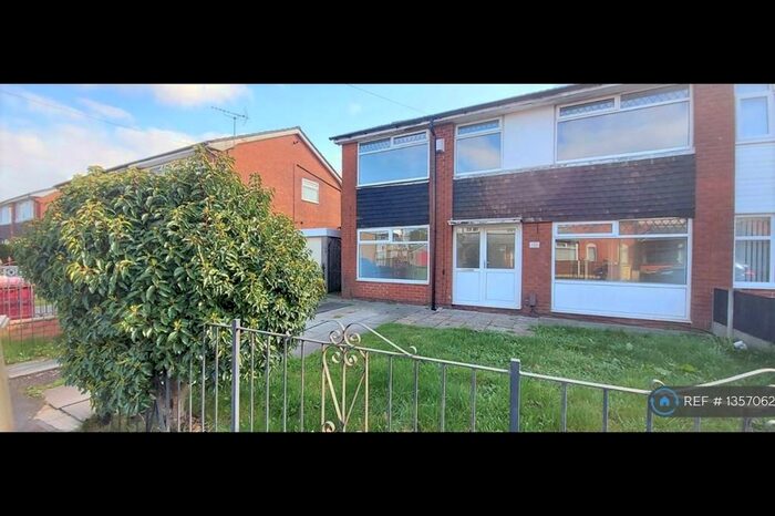5 Bedroom Semi-Detached House To Rent In Eldon Street, Bolton, BL2