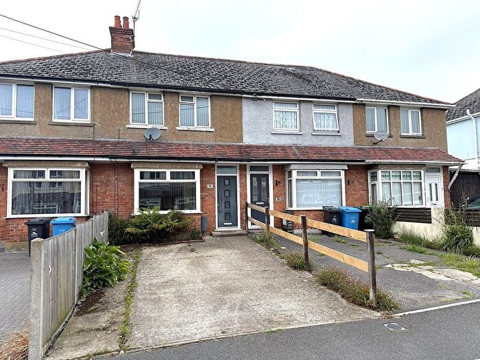2 Bedroom Terraced House For Sale In Benmoor Road, Creekmoor, Poole, BH17