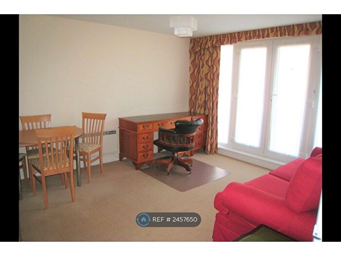 1 Bedroom Flat To Rent In Constantine House, Exeter, EX4