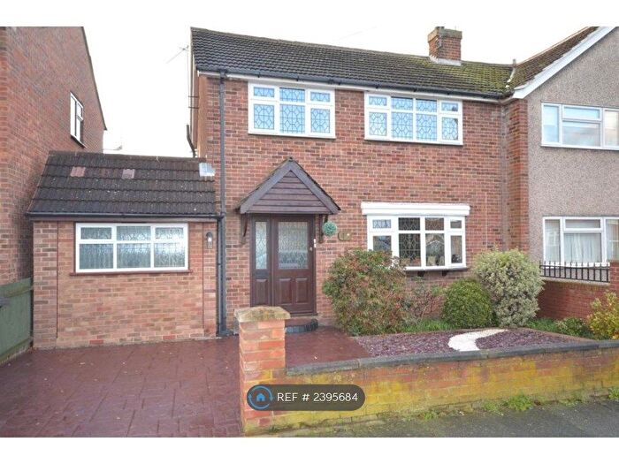 3 Bedroom Semi-Detached House To Rent In Lucas Avenue, Chelmsford, CM2