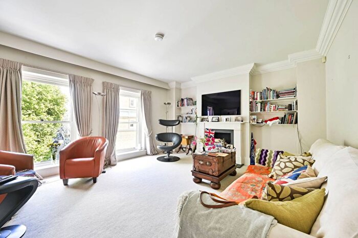 2 Bedroom Flat To Rent In Courtfield Gardens, South Kensington, London, SW5