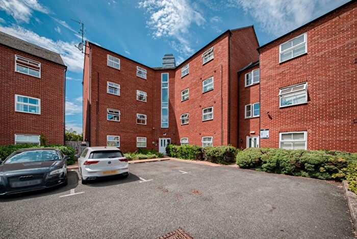 1 Bedroom Flat For Sale In Huxley Court, Stratford-Upon-Avon, Warwickshire, CV37