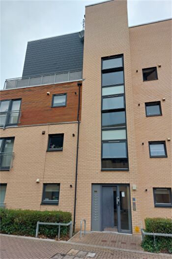 2 Bedroom Flat To Rent In Collier Place, EH16