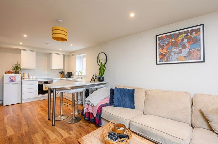 1 Bedroom Flat For Sale In St. Anthonys Court, Gale Lane, York, YO24