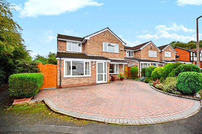 4 Bedroom Detached House For Sale In Corner Gate, Westhoughton, Bolton, BL5
