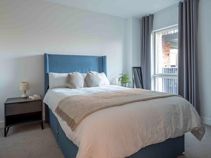 1 Bedroom Flat To Rent In Barking Wharf Square, Barking, IG11